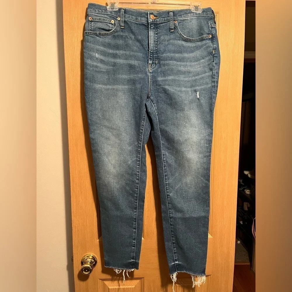 J Crew 10” Toothpick Straight Leg Denim Blue Jeans With Raw Hem Size 33